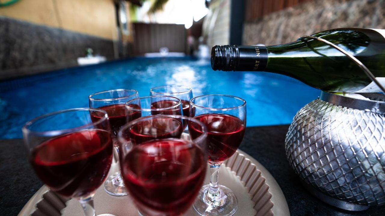 Ludo Private Pool Villa, Wifi-Caretaker-Parking, North Goa Бага Экстерьер фото